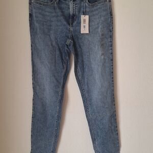 Calvin Klein Skinny Jeans in Medium Blue Wash Sz 31 99%cotton 1%elastic